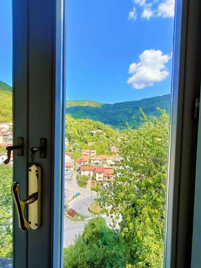 Hotel Palazzo Del Doma - Lake Vagli Vagli di Sotto Extérieur photo